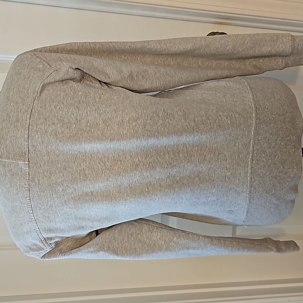 383. Lululemon Split Hoodie - Picture 7 of 11